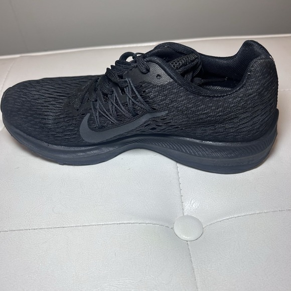 Nike Air Zoom Winflo 5 Women's 6 AA7414-002 Black With Running Trainers - Picture 7 of 8